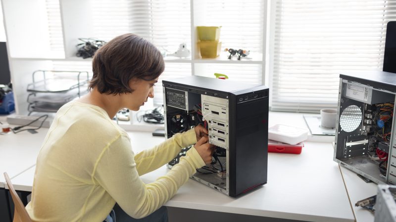 Guida all’acquisto dell’alimentatore per computer: come scegliere quello giusto per le tue esigenze